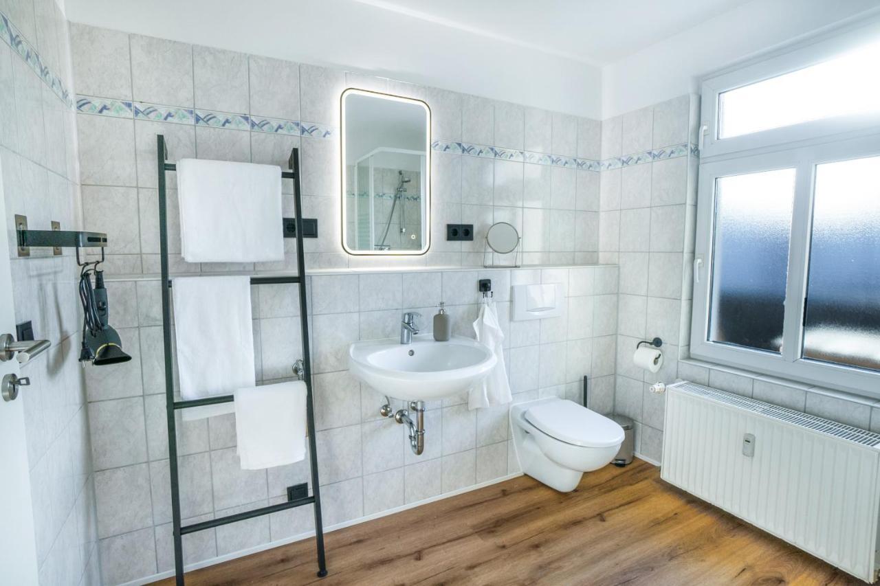 Levax Living - Cozy - Clarapark - Citynah Apartment Leipzig Ngoại thất bức ảnh
